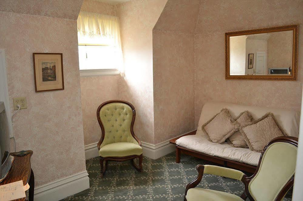 The Grand Anne Bed And Breakfast Keokuk Εξωτερικό φωτογραφία